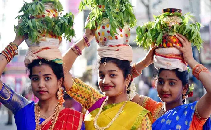16 నుంచి హైదరాబాద్లో ఆషాఢ బోనాలు ప్రారంభం