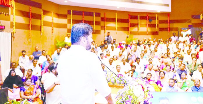 ఉపాధ్యాయులదే భావితరం బాధ్యత