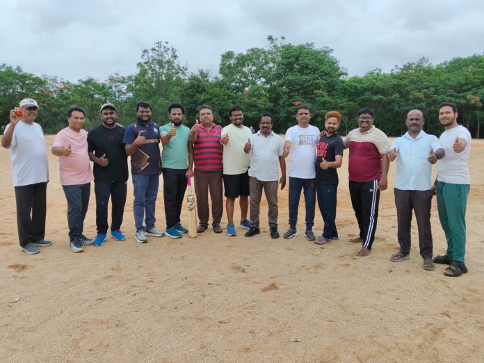 ఉల్లాసంగా..ఉత్సాహంగా… నవతెలంగాణ క్రికెట్ పోటీలు ప్రారంభం