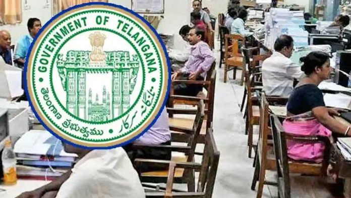 ఔట్సోర్సింగ్ ఉద్యోగుల సేవలు మరో ఏడాది పొడిగింపు