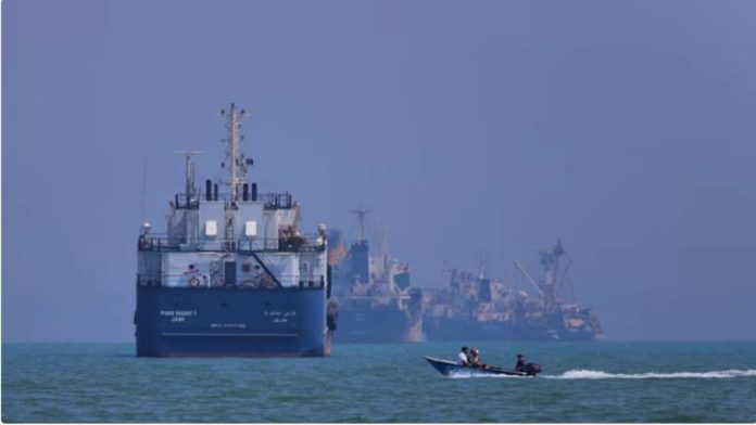 Tensions rise again in Hormuz