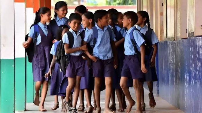 విద్యార్థులకు కేరళం ప్రభుత్వం గుడ్న్యూస్