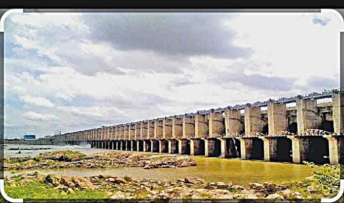 ఎగువ నుంచి రాని వరదలు