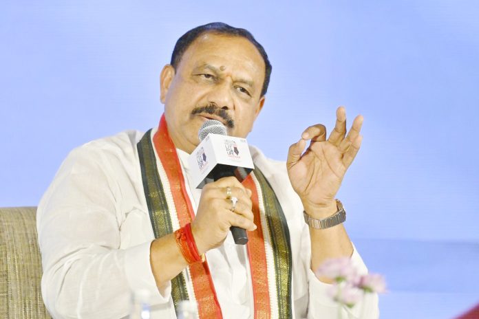బీజేపీ సర్కారు నియంతృత్వానికి పరాకాష్ట