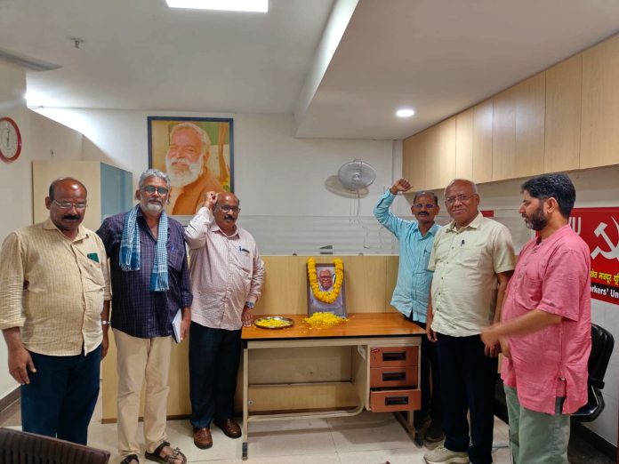 మహోన్నతమైన వ్యక్తి అచ్యుతానందన్