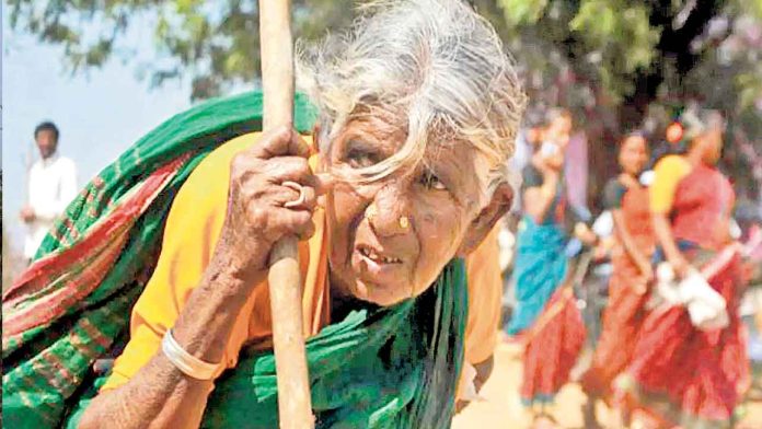 ‘చేయూత’కు షరతులెందుకు?