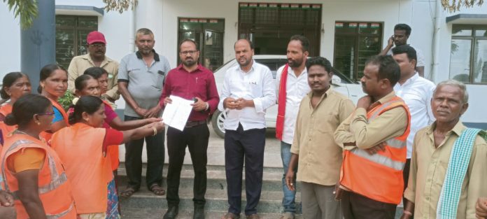 Government announces holidays as a result of CITU's struggles.