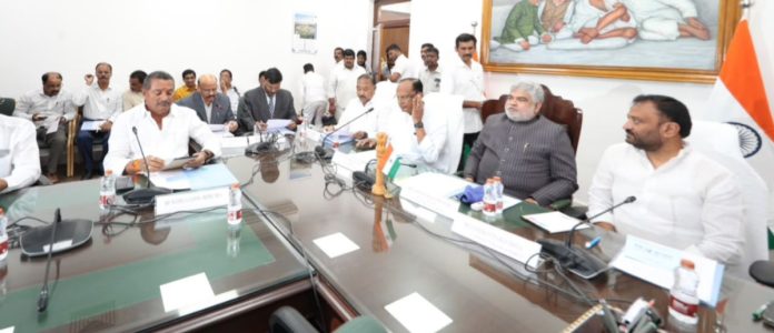 మైనార్టీ సంక్షేమ కమిటీ చైర్మన్ గా ఎమ్మెల్యే తోట ప్రమాణ స్వీకారం