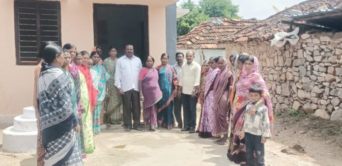 బస్వాపూర్ డ్వాక్రా సంఘం నూతన కమిటీ ఎన్నిక