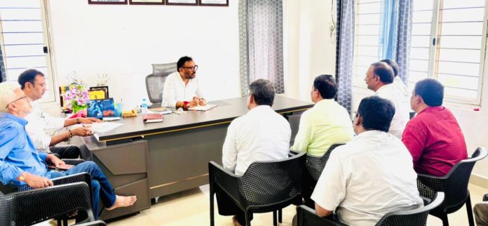 విద్యా, వైద్య రంగాల బలోపేతమే ధ్యేయం: ఎమ్మెల్యే