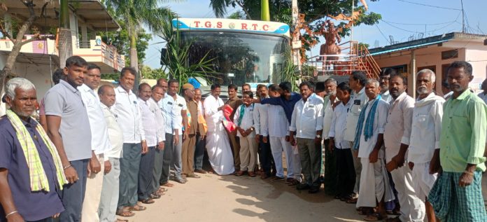బస్సు సౌకర్యాన్ని సద్వినియోగం చేసుకోవాలి
