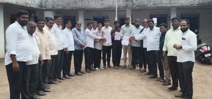 కొత్త ఓటర్ల నమోదు కార్యక్రమాన్ని చేపట్టాలి