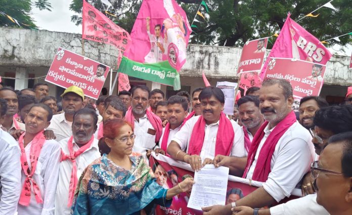 కళ్యాణ లక్ష్మి, షాదీ ముబారక్ పథకాలను కొనసాగించాలి..