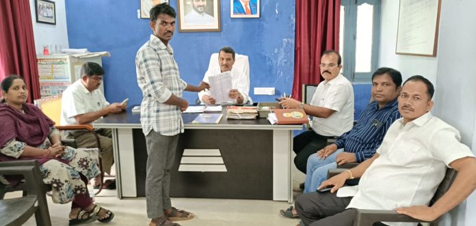 ప్రజావాణిని సద్వినియోగం చేసుకోవాలి