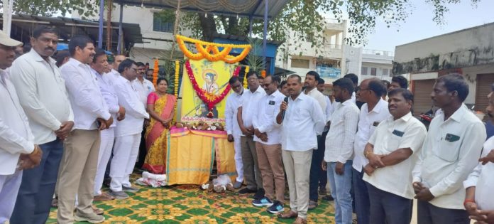 అనగారిన వర్గాల ఆశాజ్యోతి సర్దార్ సర్వాయి పాపన్న గౌడ్