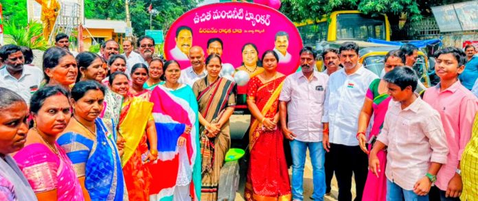 సత్తుపల్లిలో ఉచిత మంచినీటి ట్యాంకర్ సేవలు