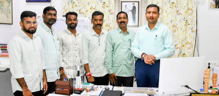 నవతెలంగాణ ప్రత్యేక సంచిక ఆవిష్కరించిన కలెక్టర్