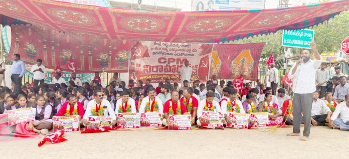 ఖాళీ పోస్టులను భర్తీ చేయాలి