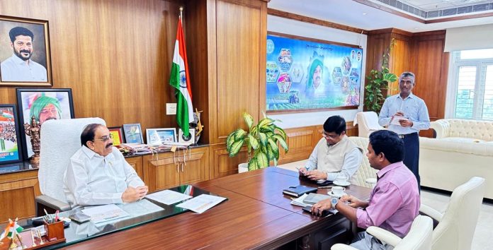 Farmers should be made aware of the Central Government's fertilizer app.