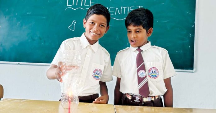 స్వతహాగా ముడుచుకునే బాటిల్