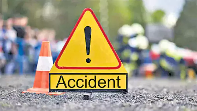 ఘోర రోడ్డు ప్రమాదం..12 మంది మృతి