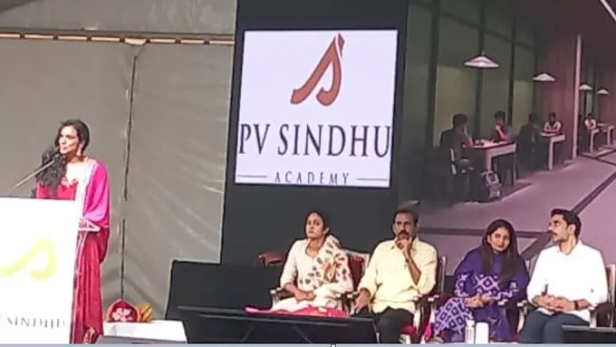 పీవీ సింధు క్రీడా అకాడమీకి శంకుస్థాపన