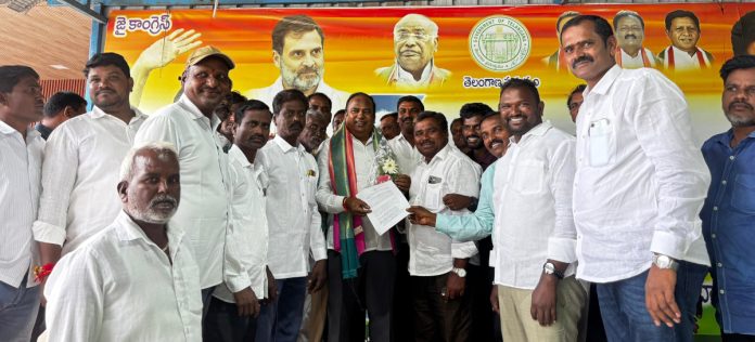 గ్రామాల సమగ్రాభివృద్ధే లక్ష్యంగా ముందుకెళ్తున్నాం: ఎమ్మెల్యే