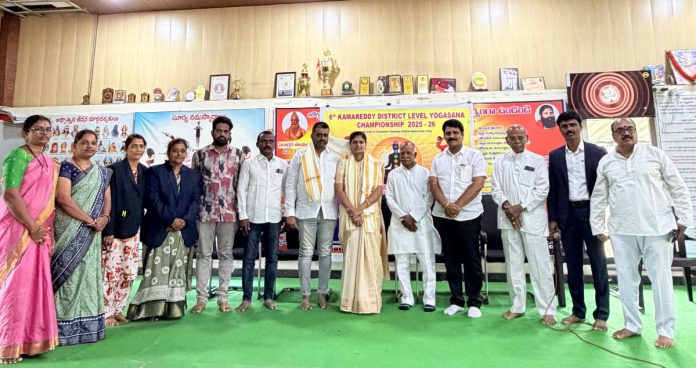 యోగాసన చాంపియన్షిప్లో పాల్గొన్న మున్సిపల్ చైర్పర్సన్