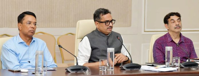 మీ సేవ కేంద్రాలను మరింత పటిష్టం చేయాలి