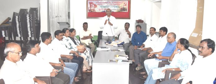 ప్రజా వ్యతిరేక విధానాలపై పోరుబాట