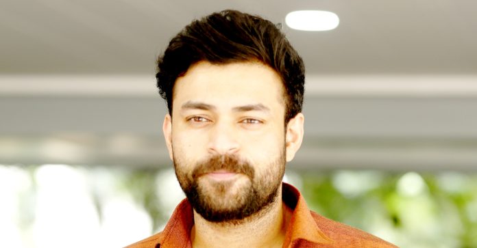 ప్రేక్షకుల్ని కడుపుబ్బా నవ్వించే ‘కొరియన్ కనకరాజు’