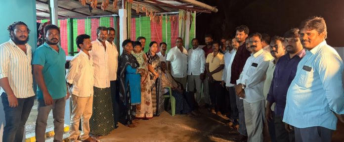 BRS leaders called on the ailing.