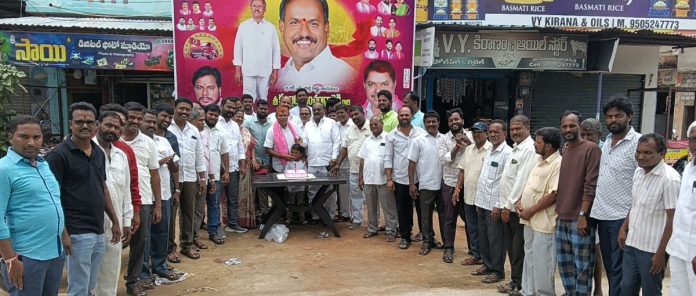 ఘనంగా కల్లూరి రామచంద్రారెడ్డి జన్మదిన వేడుకలు