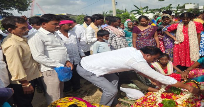 సొసైటీ డైరెక్టర్ లింగాల నర్సవ్వ మృతి బాధాకరం