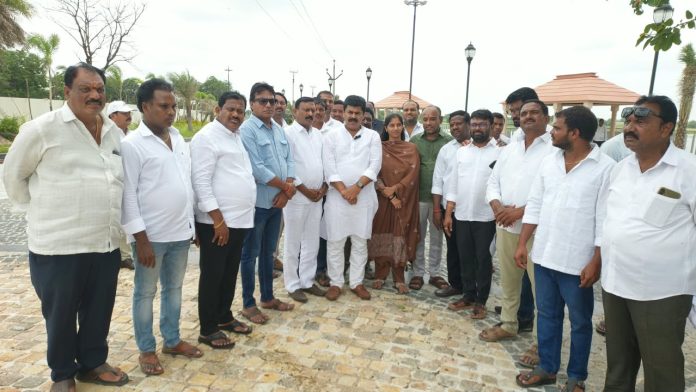 మినీ ట్యాంక్ బండ్ సుందరీకరణ పనుల పరిశీలన