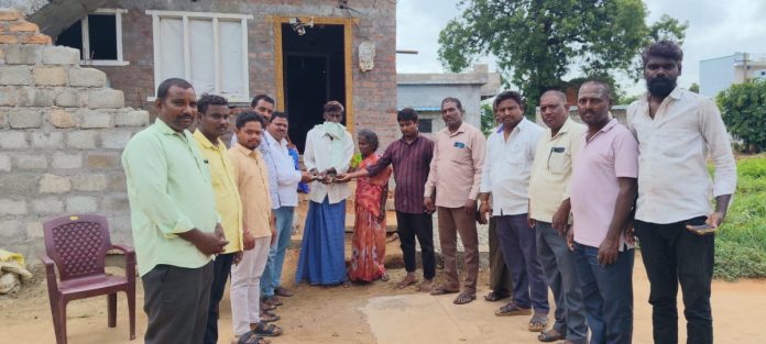 అరవింద్ కుటుంబానికి అండగా ఉంటాం