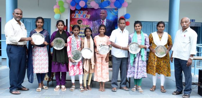 ఘనంగా డా. మంచికంటి లక్ష్మయ్య జన్మదిన వేడుకలు