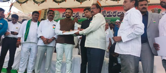 ఉత్తమ ఎంపీడీవోగా జుక్కల్ శ్రీనివాస్