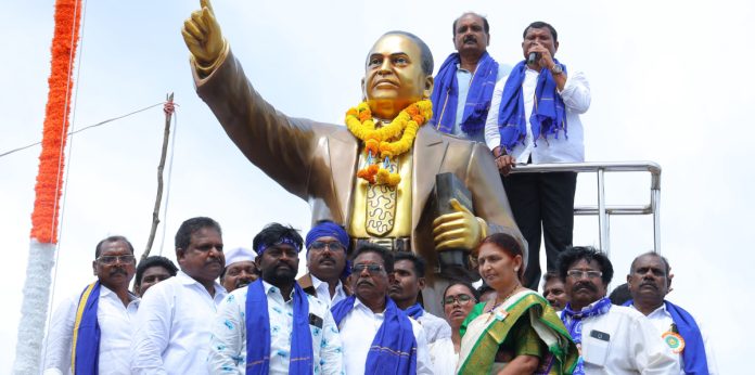 అంబేడ్కర్ విగ్రహం సమానత్వానికి ప్రతీక: ఎమ్మెల్యే జారే