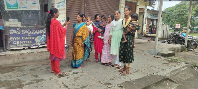 స్వశక్తి మహిళలకు ఈ-కేవైసీ తప్పనిసరి..!