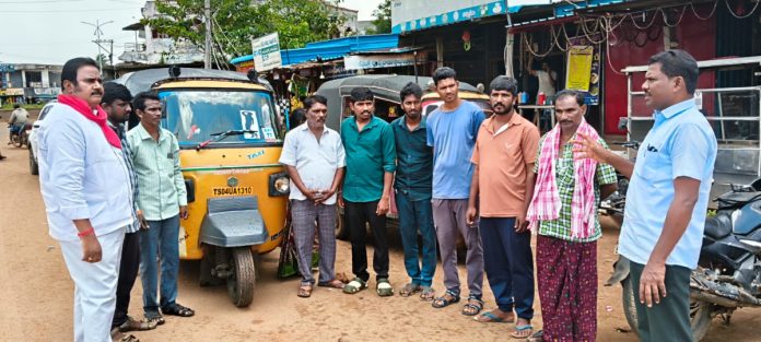 The auto and cab drivers' strike must be made a success.
