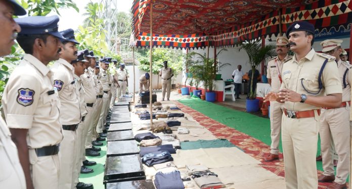 అసాంఘిక కార్యకలాపాలపై కఠిన చర్యలు