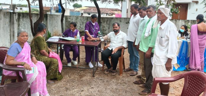 పద్మాజివాడిలో ఉచిత వైద్య శిబిరం