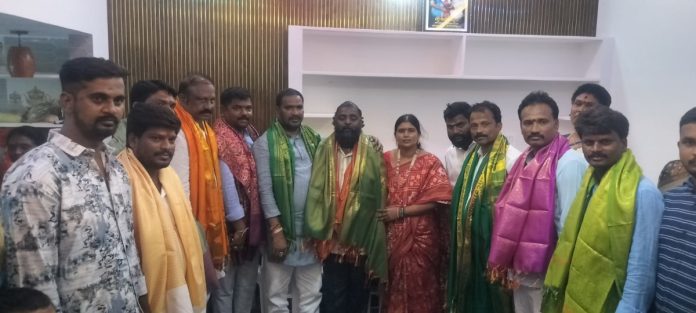 ప్రతి నిరుపేదకు అభివృద్ధి సంక్షేమ పథకాలు