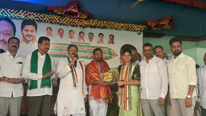 మాచారెడ్డి పీఏసీఎస్ డైరెక్టర్గా మాలోత్ నౌసీలాల్ ఎన్నిక