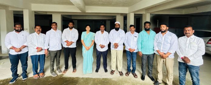 రక్షా బంధన్ వేడుకల్లో మున్సిపల్ ఛైర్పర్సన్