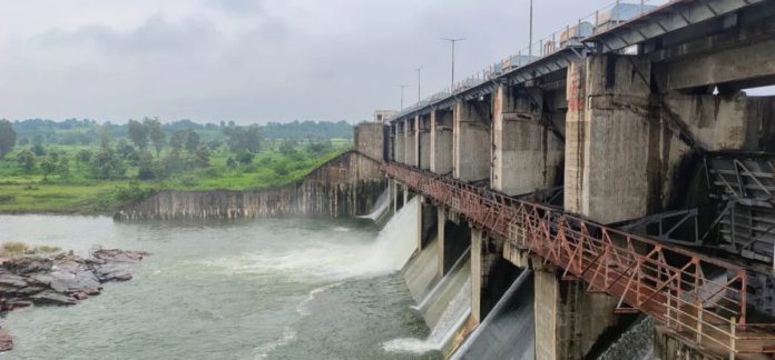 కౌలాస్ నాళా ప్రాజెక్టుకు తగ్గిన ఇన్ ఫ్లో