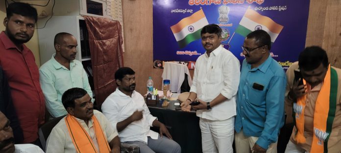 అక్రమ అరెస్టులతో ఉద్యమలను ఆపలేరు