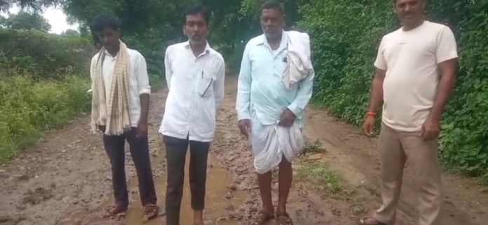 కంఠాలీ-గుండూర్ రోడ్డును పునరుద్ధరించాలి