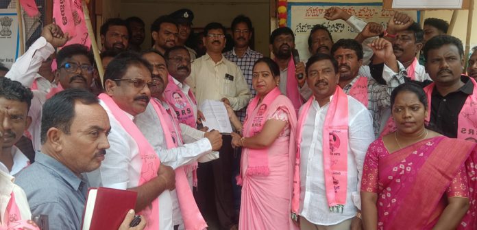 కార్యక్రమం ఒకటే.. నిర్వహణే వేర్వేరు